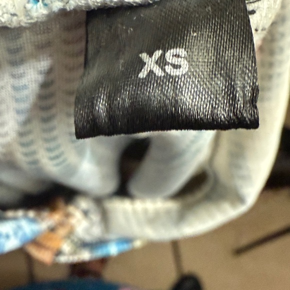 Geometric Owl Patterned Jacket - Picture 4 of 4